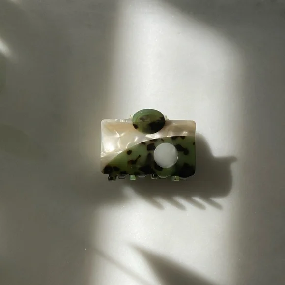 Yin yang hair clip - Picture 10 of 10